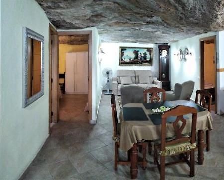 Cueva Sasha ξενώνας Σαν Μιγκέλ ντε Αμπόνα Εξωτερικό φωτογραφία